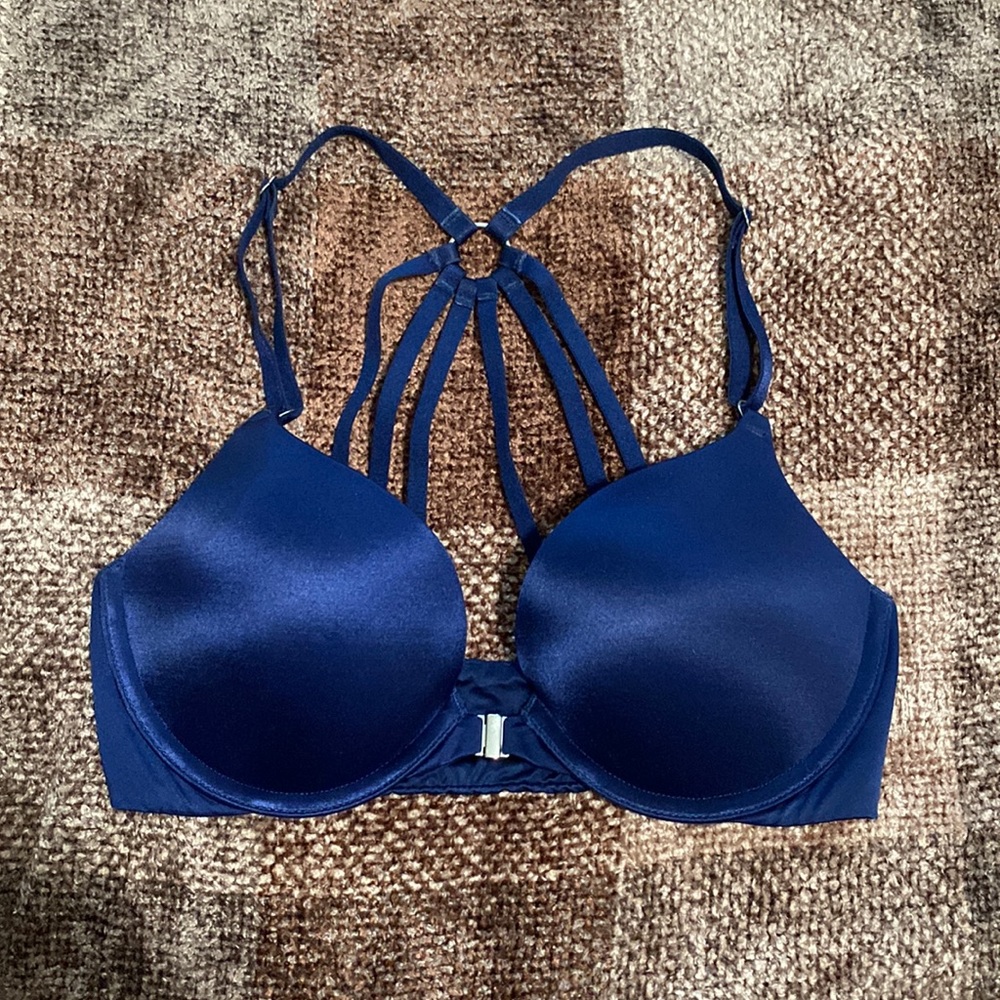 Victoria’s Secret Very Sexy Push Up 32C
